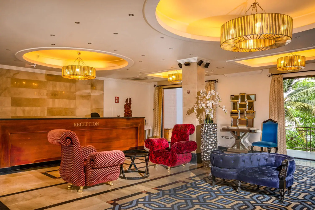 The Country Lodge Hotel