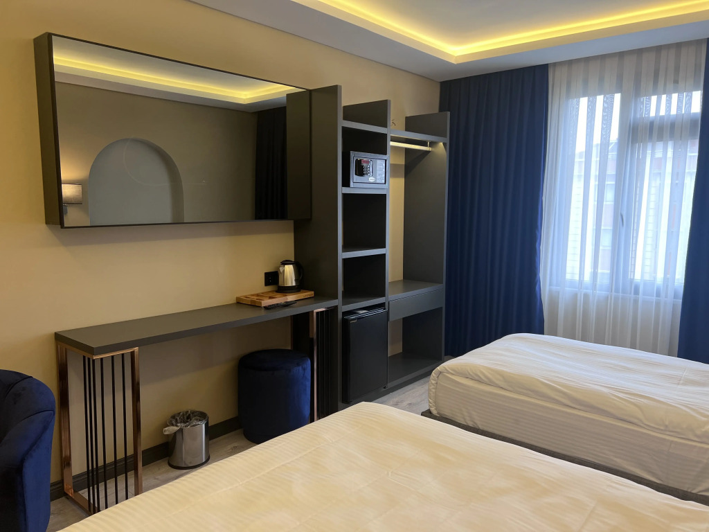 Plus Hotel & Private Transportation İstanbul Airport-By Loft
