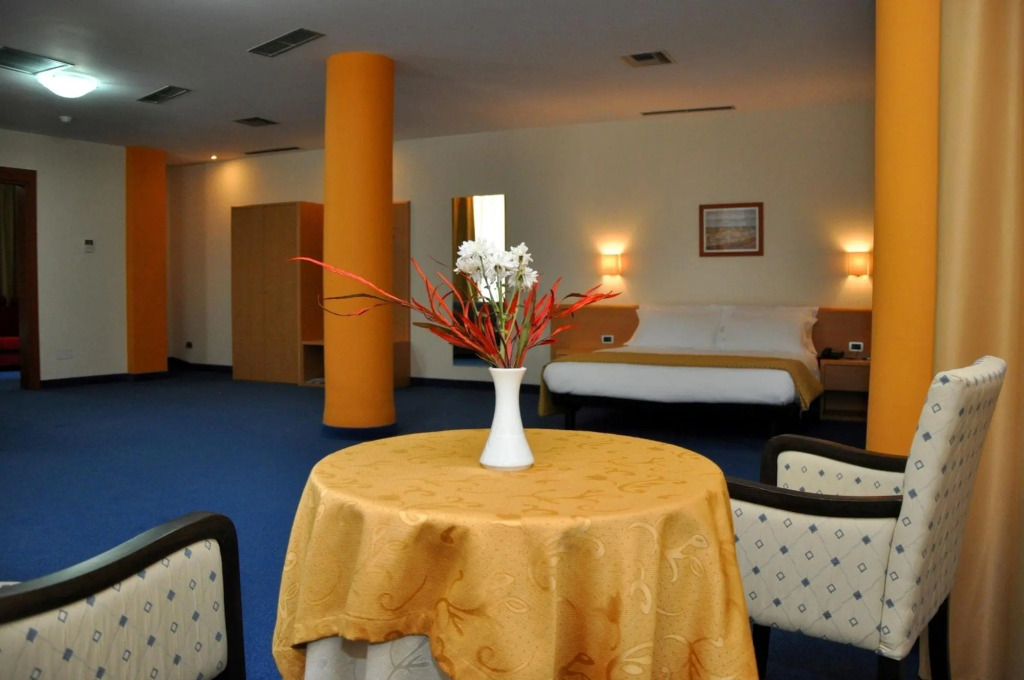 Отель Airport Tirana