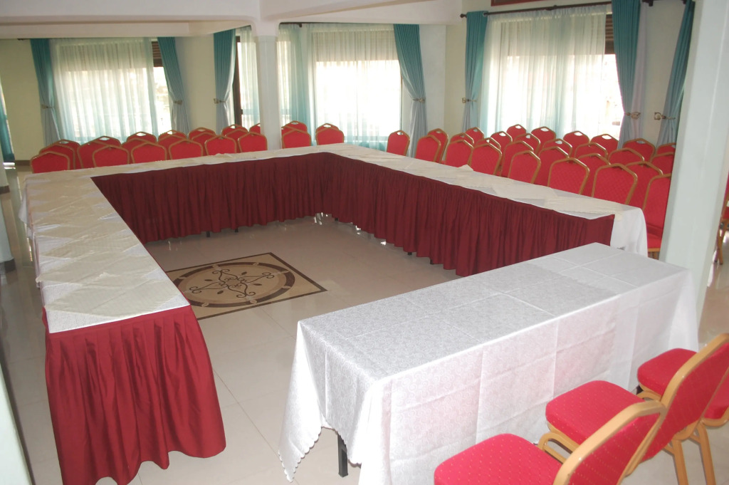 Отель TJ Global Kasese