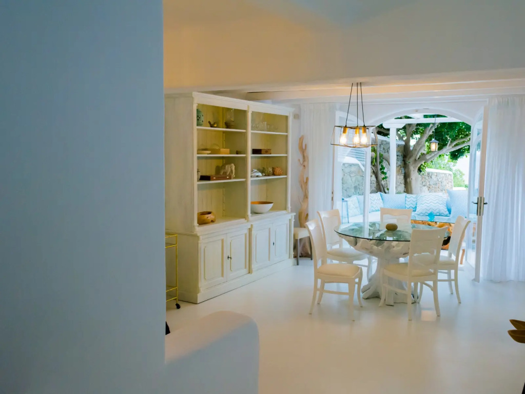 Luxury Chara with Private Pool Villa
