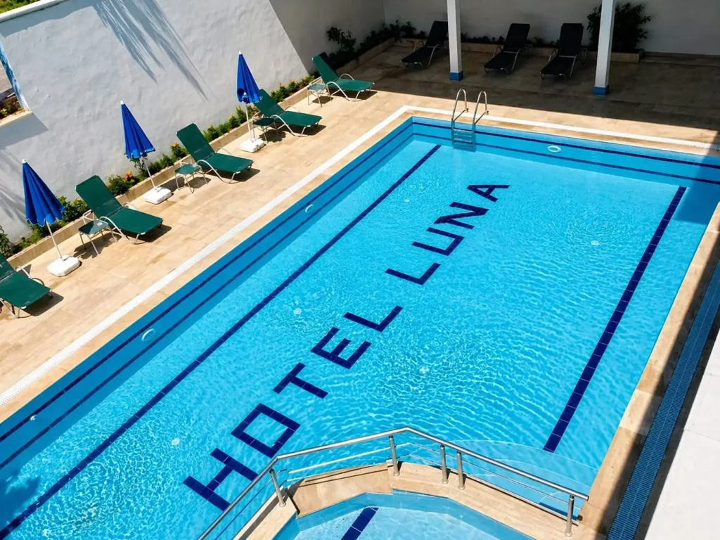 Luna Hotel