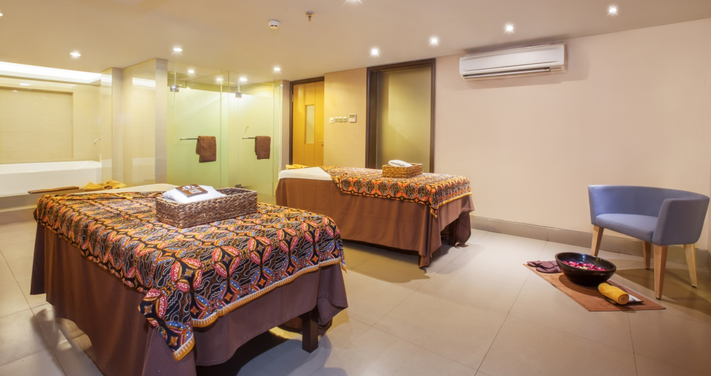 Отель de Vins Sky Hotel Seminyak