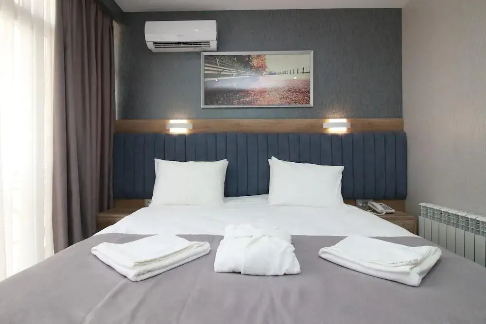 Home Suites Baku-Halal Hotel