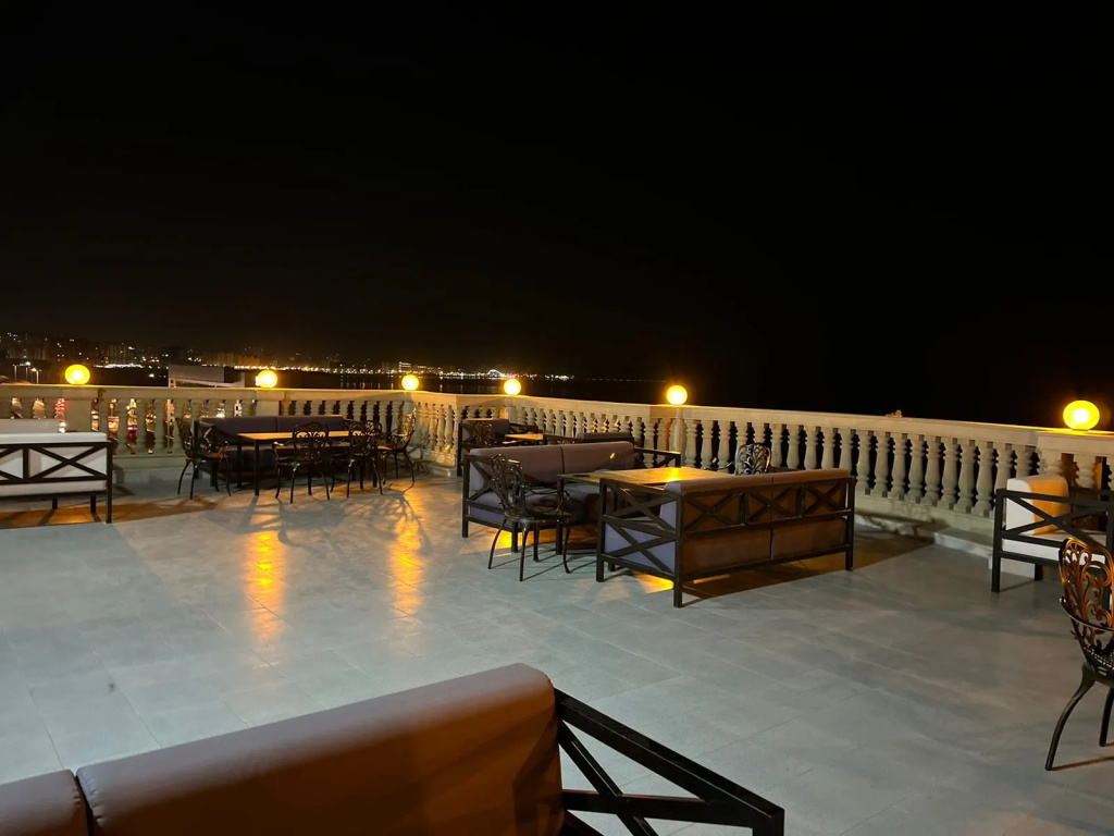 Seaside Hotel