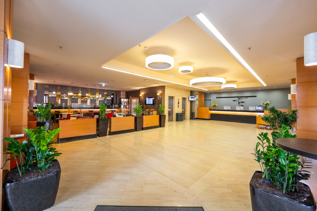 Midtown Hotel