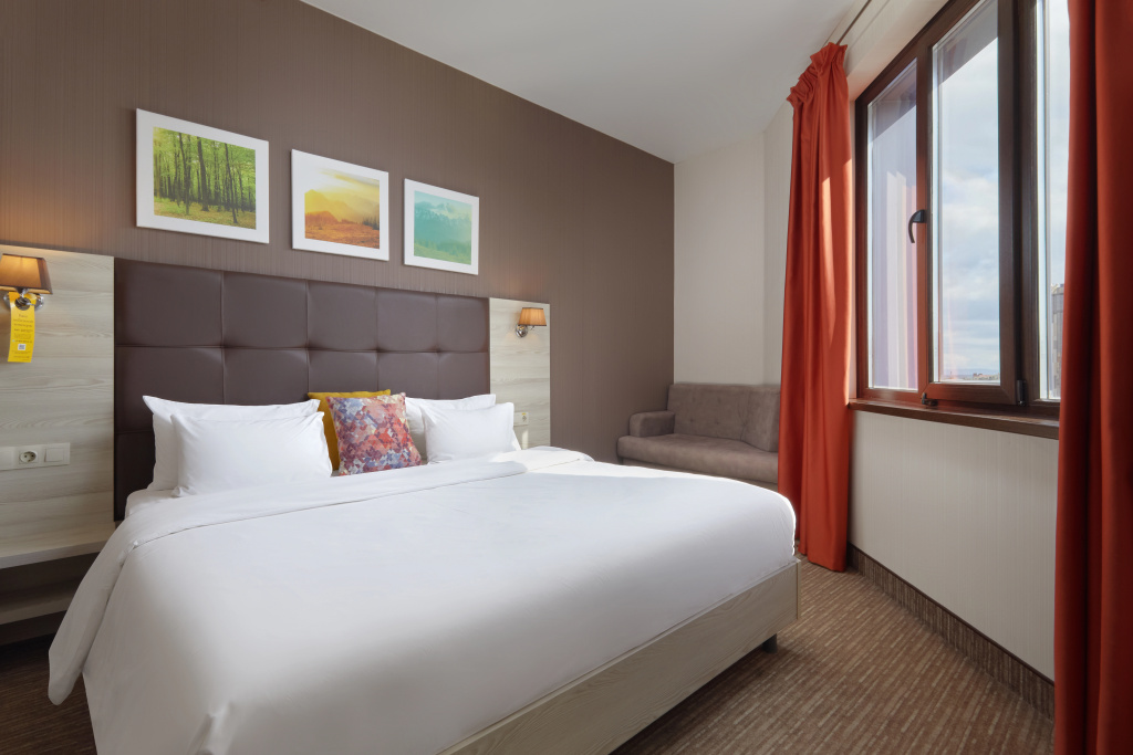 4 ★ Отель Golden Tulip Krasnodar