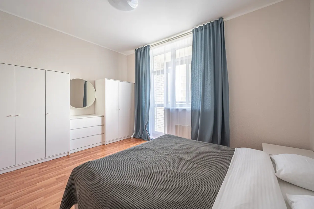 Апартаменты Rooms-ekb на улице 8 Марта 190 (17 этаж)