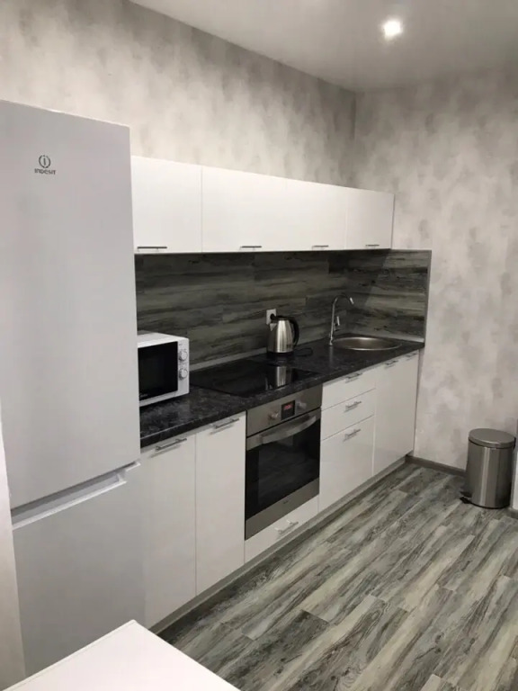 Квартира на Хрустальная 44 к6