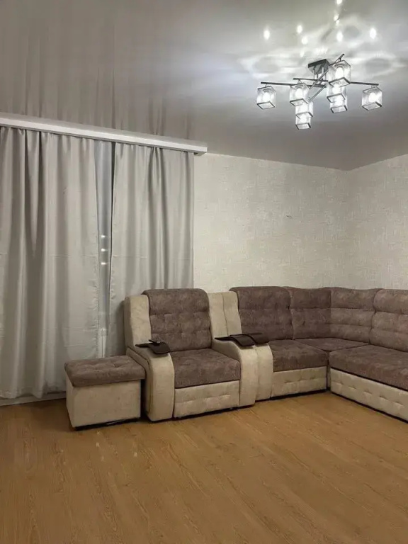 Квартира Трехкомнатная Веласкеса 7к5