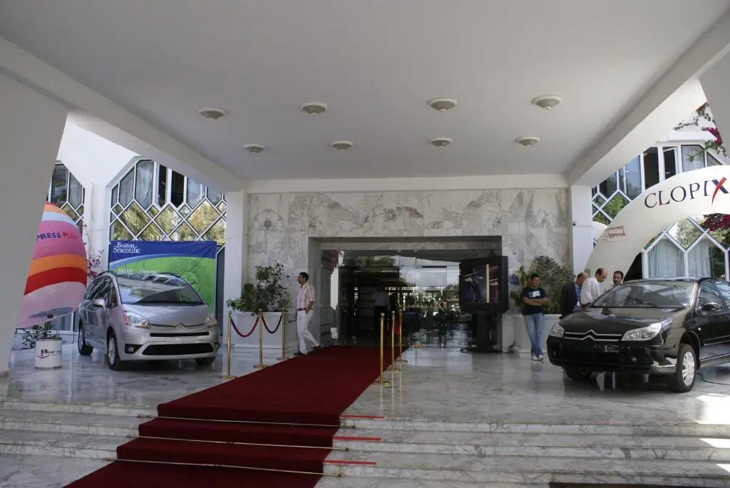 El Mouradi Palace- Couple et Famille uniquement