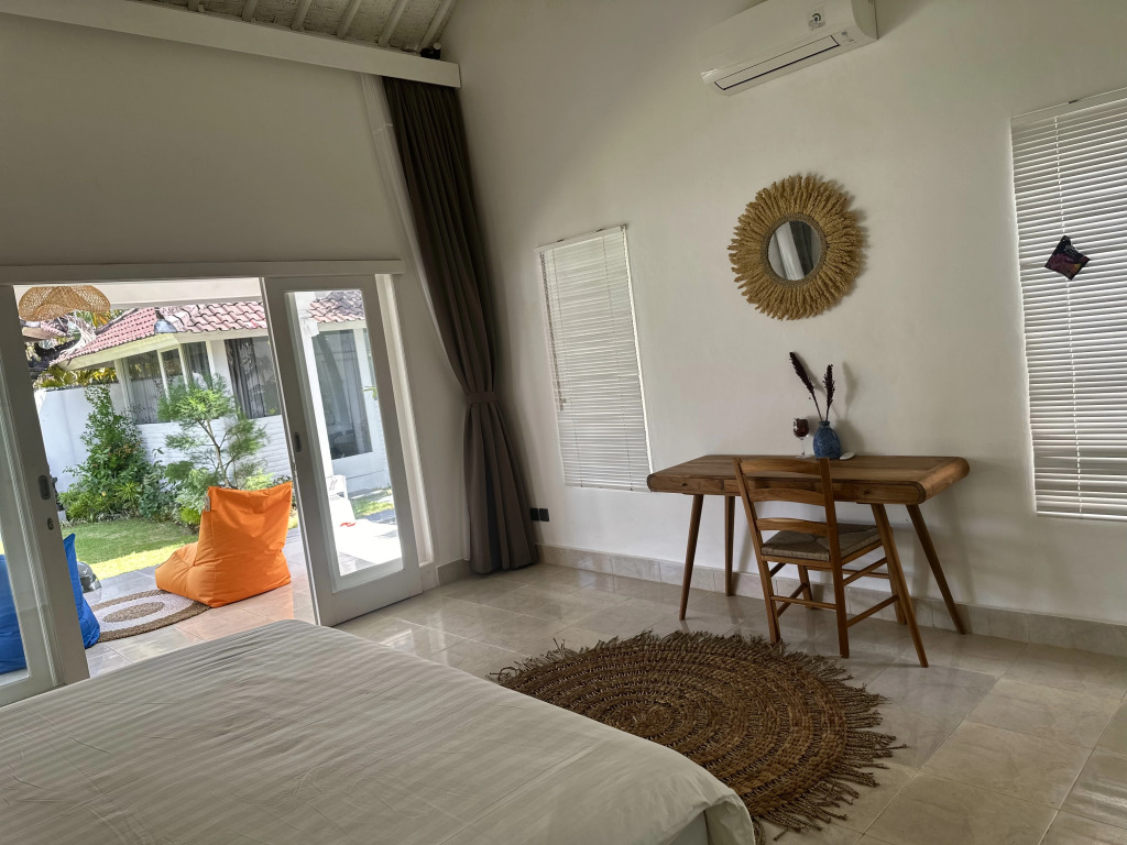 Curves Bali Villa
