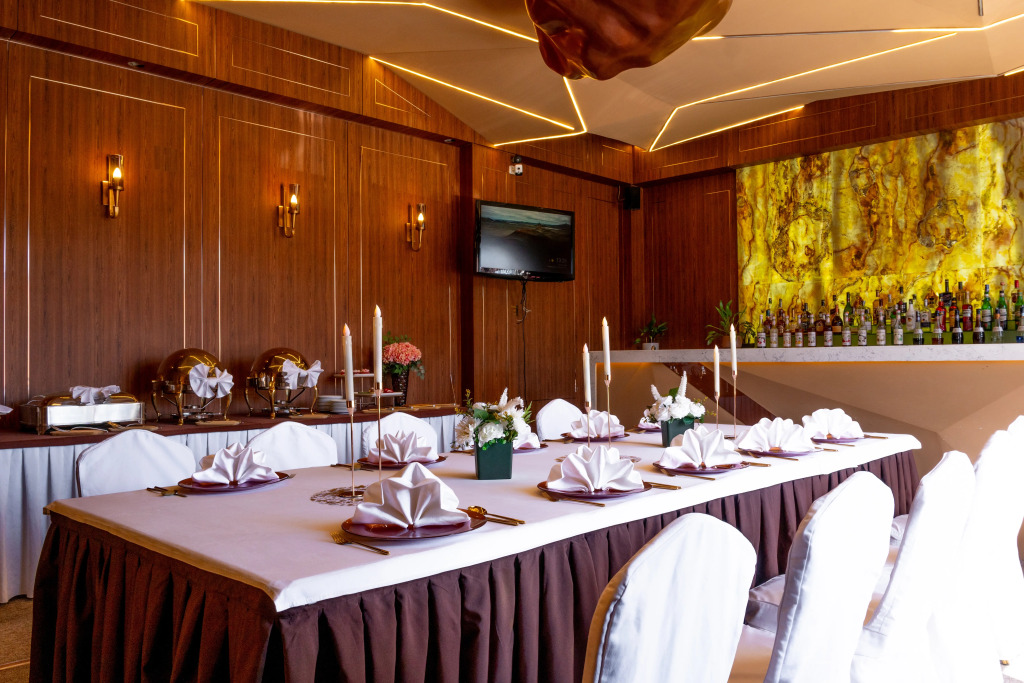 Continental Hotel