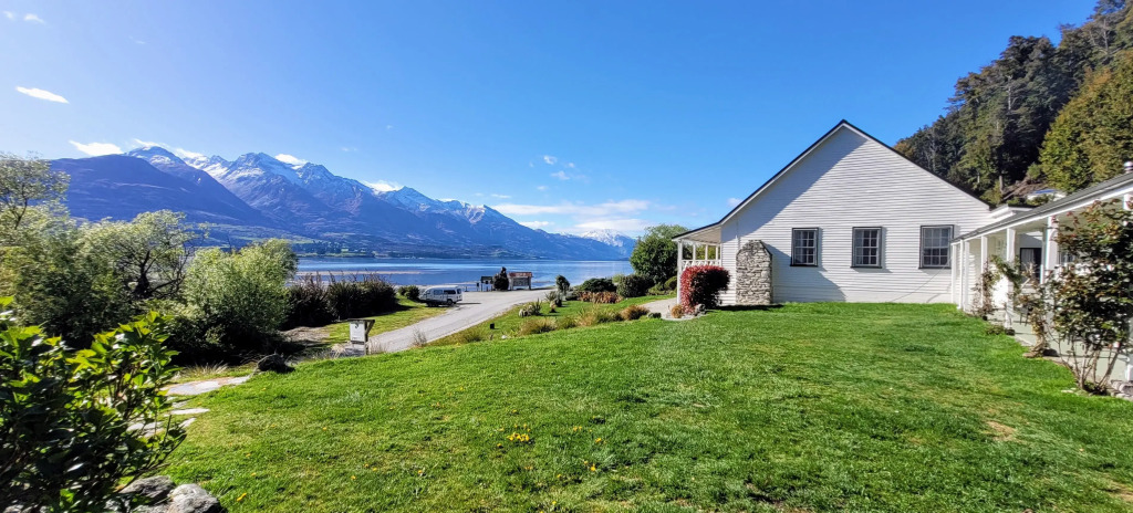 Отель Kinloch Wilderness Retreat