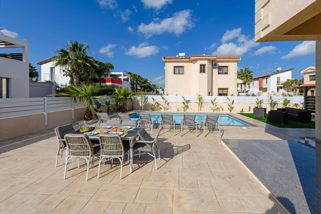 Agia Thekla Gardens-1