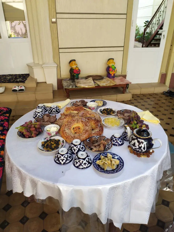 Uvaysiy Guest house