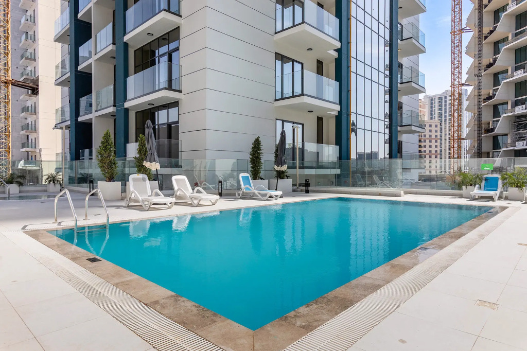 Апартаменты 1BR East Crest
