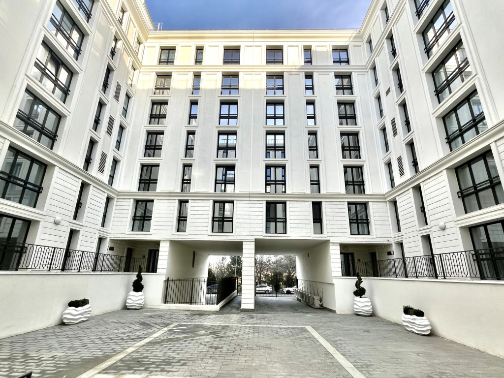 Квартира Красивая студия в резиденции Граф Толстой