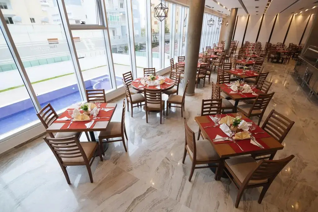 Horizont Hotel