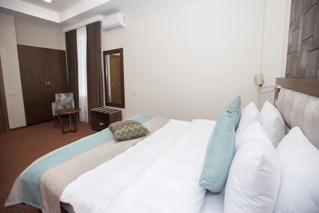Auroom Hotel