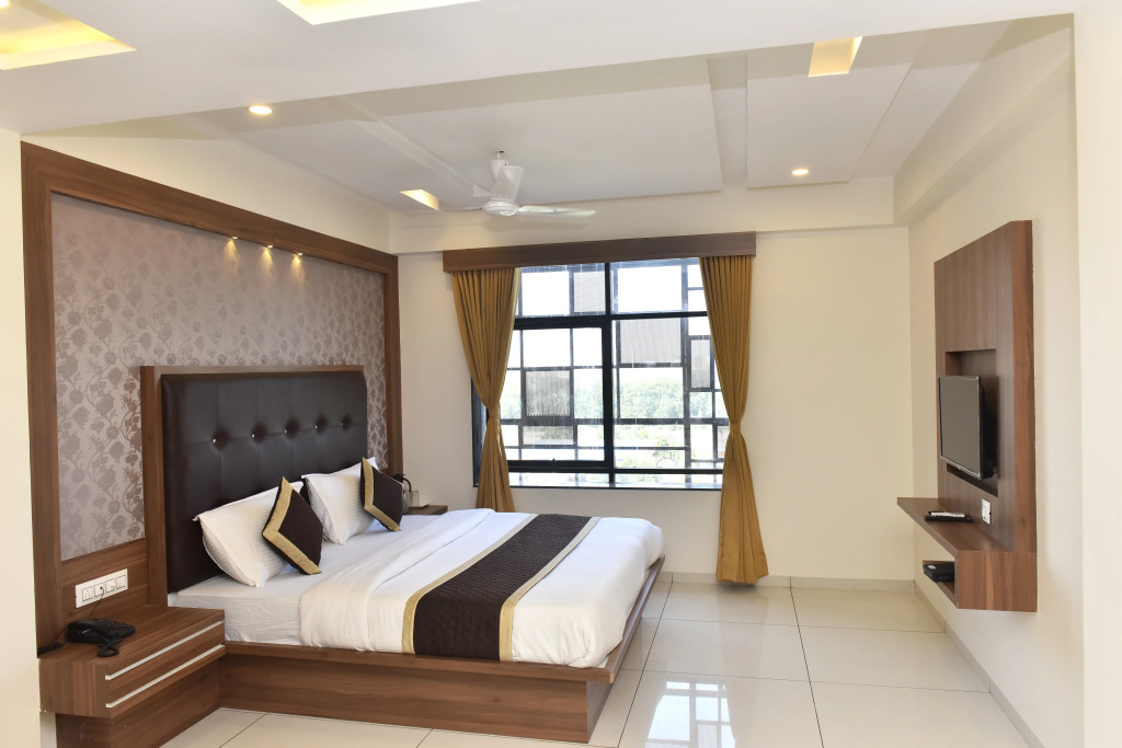 Aagman Hotel