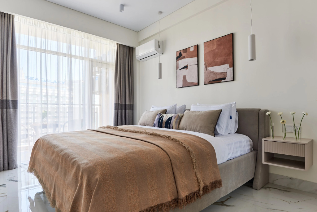 Апартаменты Red Apartments Светлана парк Леона