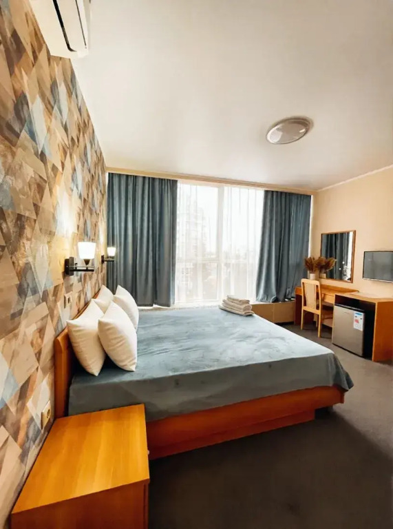 VeryHotel