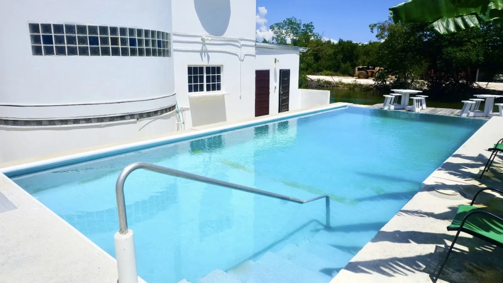 Апартаменты See Belize Sunroom