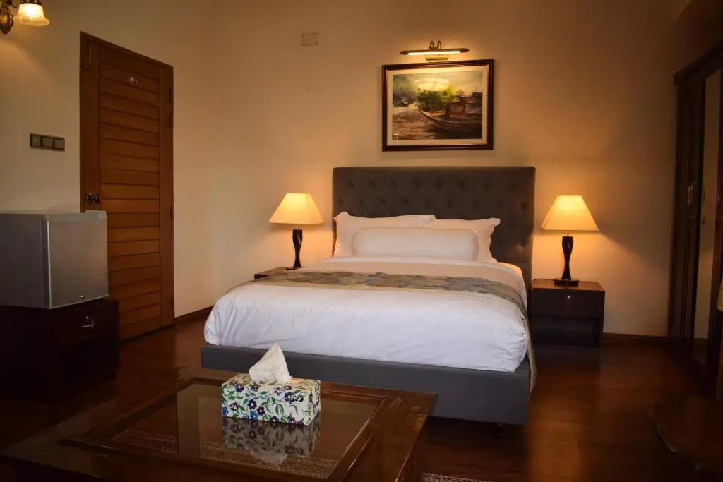 Shinepukur Suites