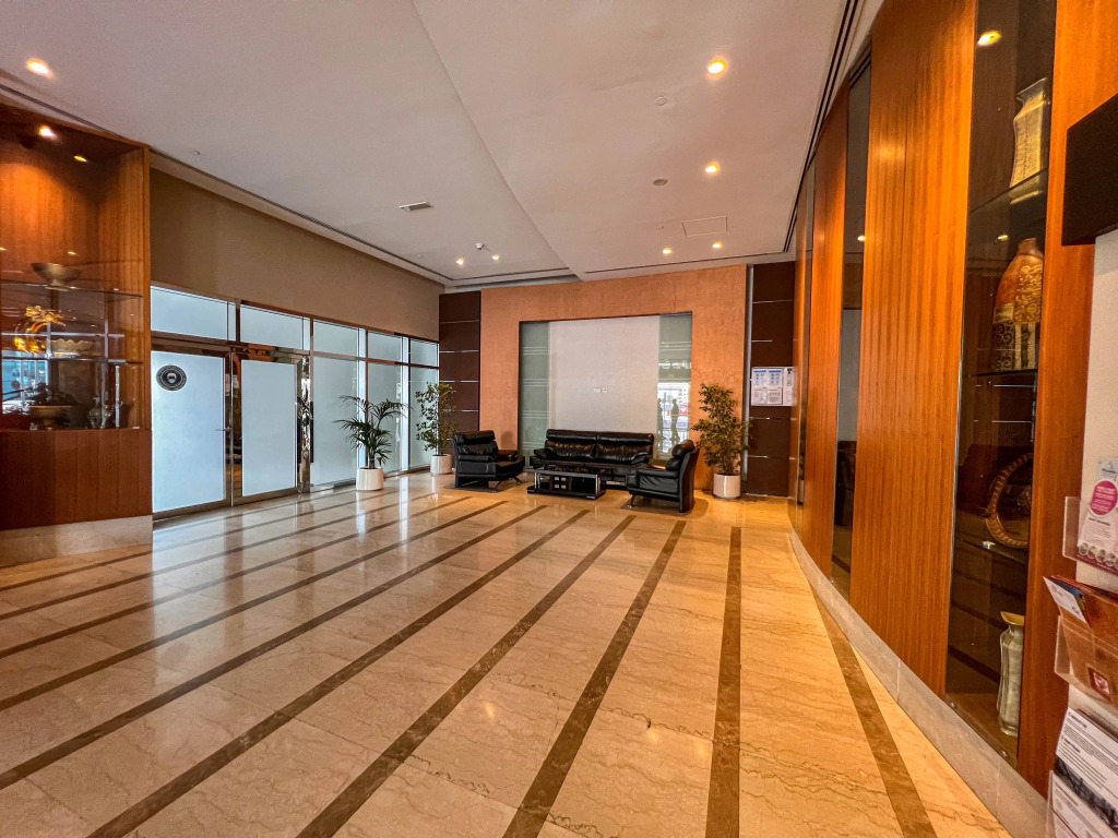 Апартаменты Cosmos Living Elegant Studio Near Dubai Marina