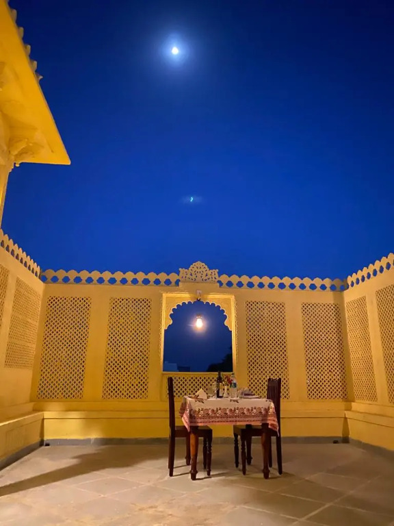 Отель Haveli Gokul Niwas