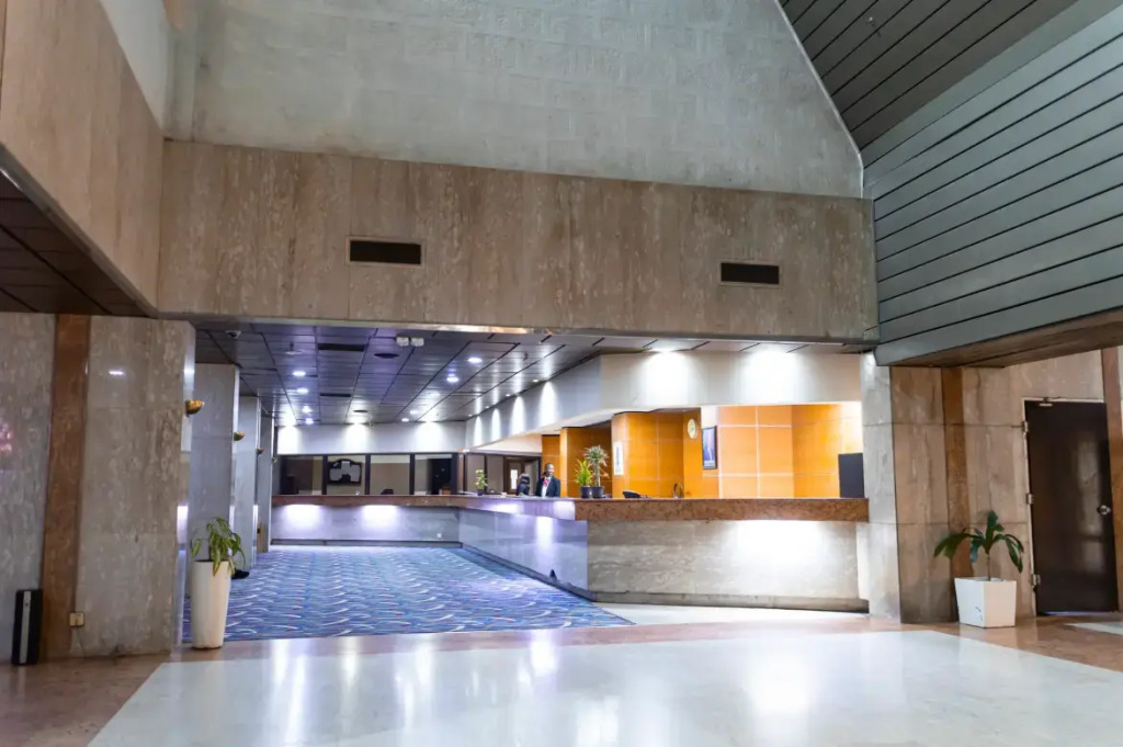 Отель Nicon Luxury Abuja