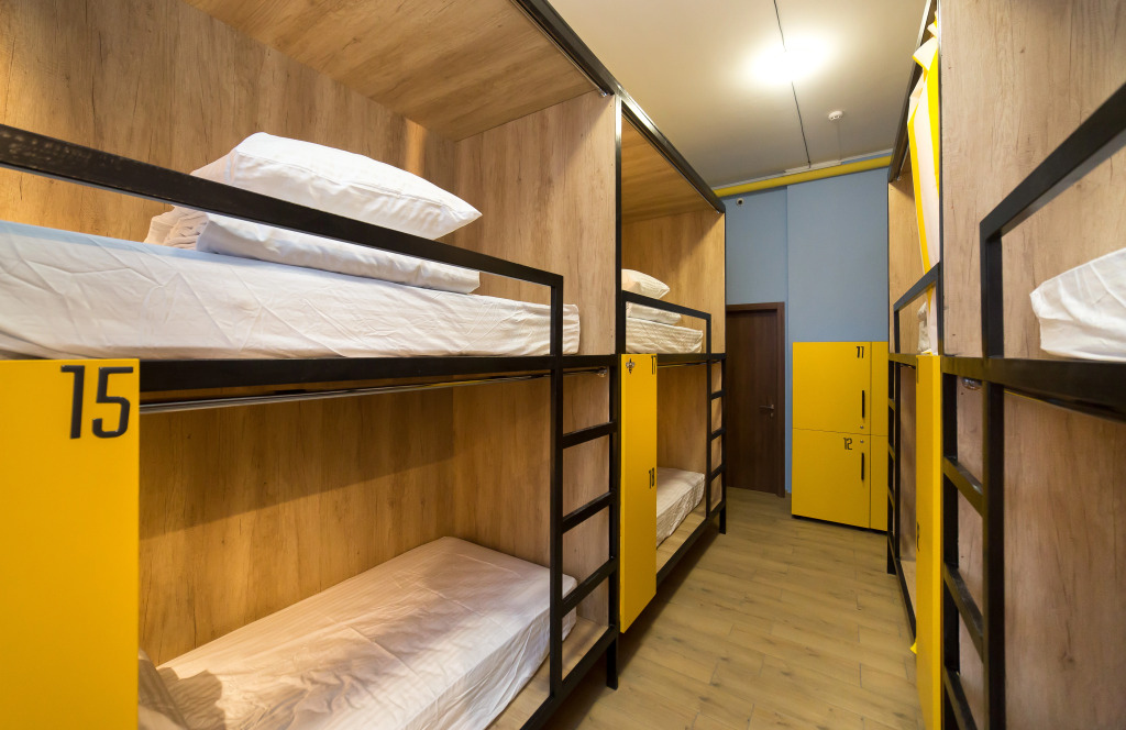 HOTEL Bee Station