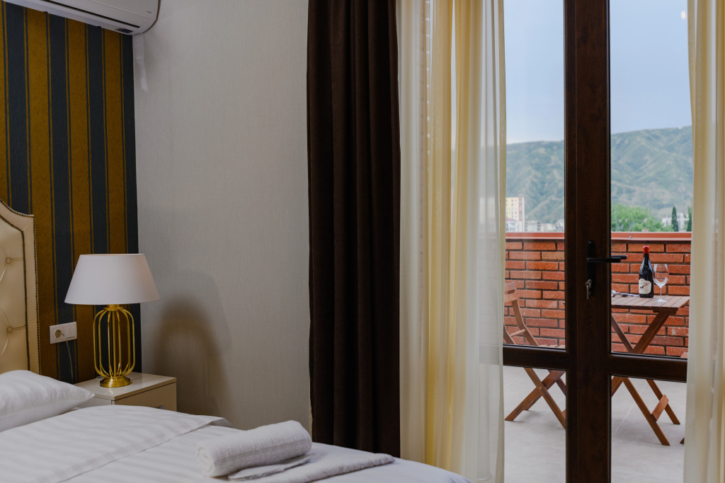 Hotel Collection By Umbrella