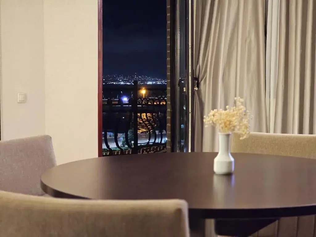 Crown Apartments