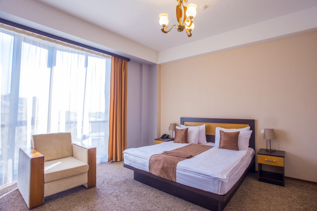 Ani Central Inn