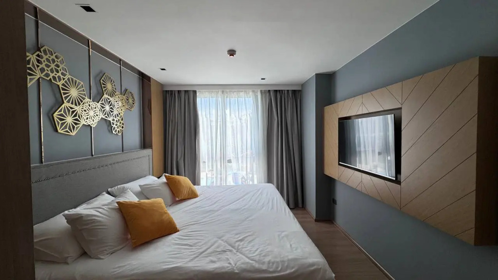 Квартира La Vita Rawai 1 Bdr Roof Pool