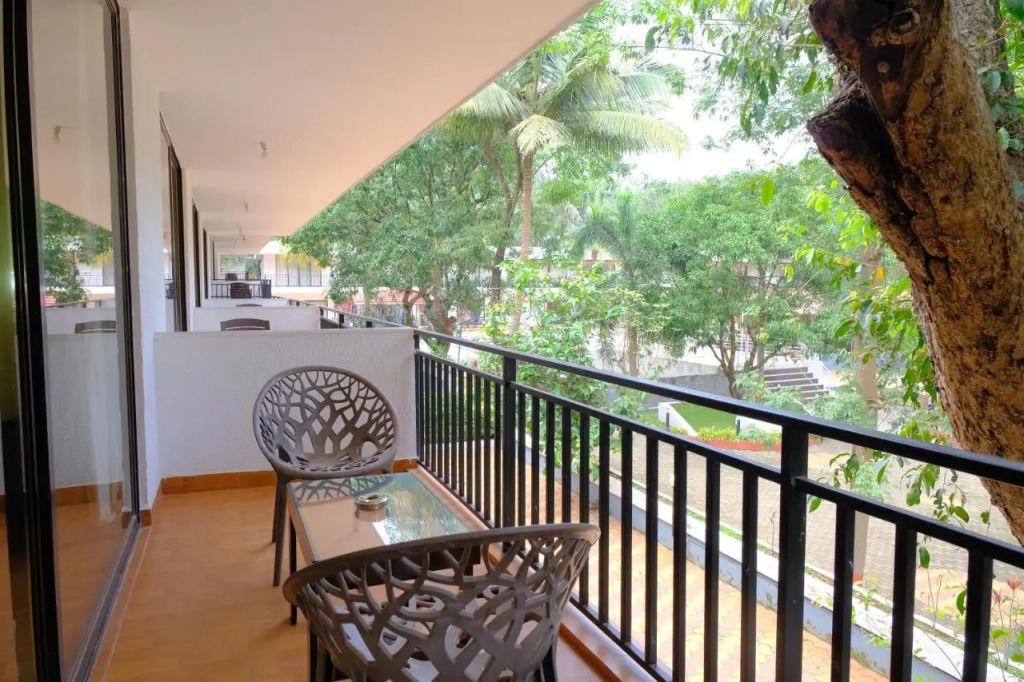 The Byke Retreat - Royal Pearl - Pan India Pure Veg Hotel Chain