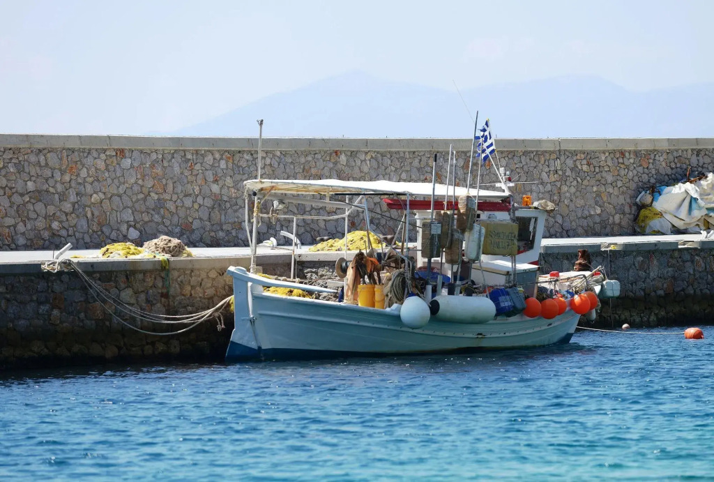 Отель Ilia Mare