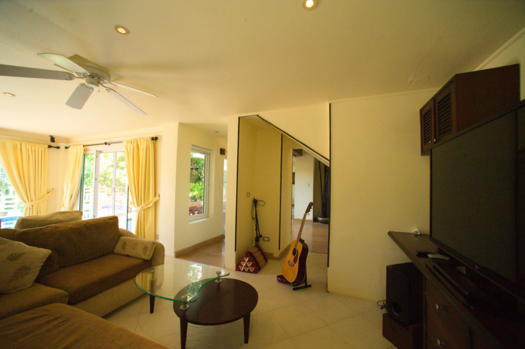Beachfront Art Villa Samui