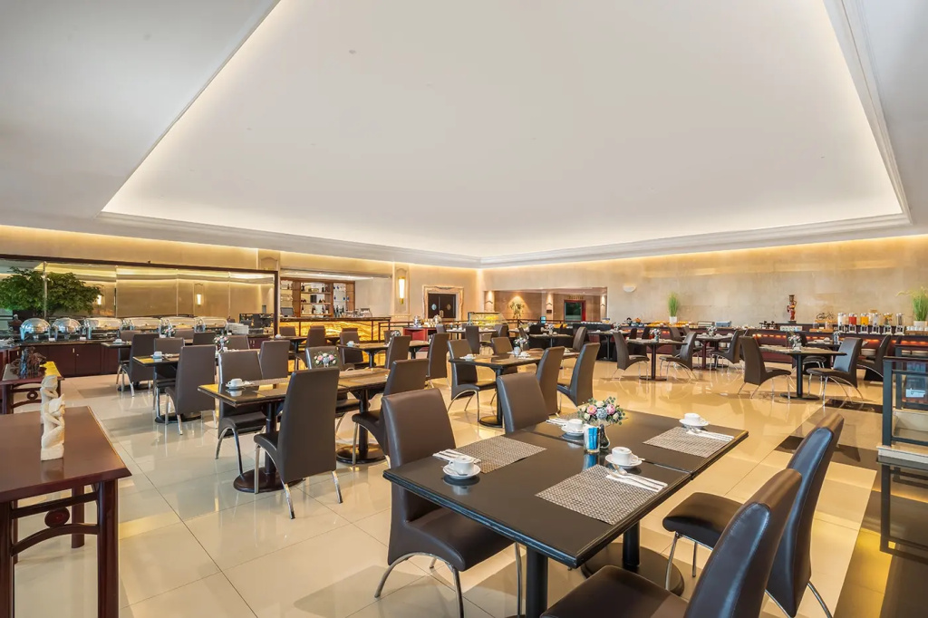 Отель Aston Cimone Hotel & Convention Center