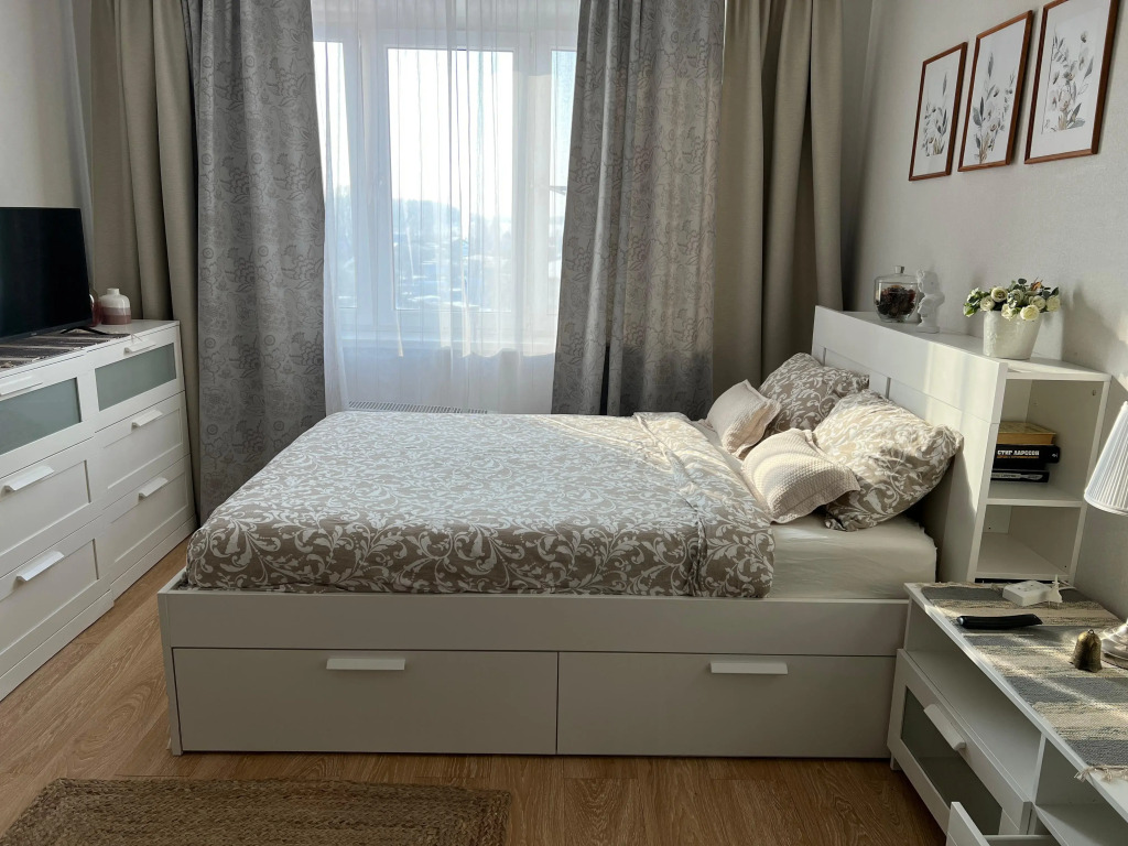 Квартира с видом на церковь