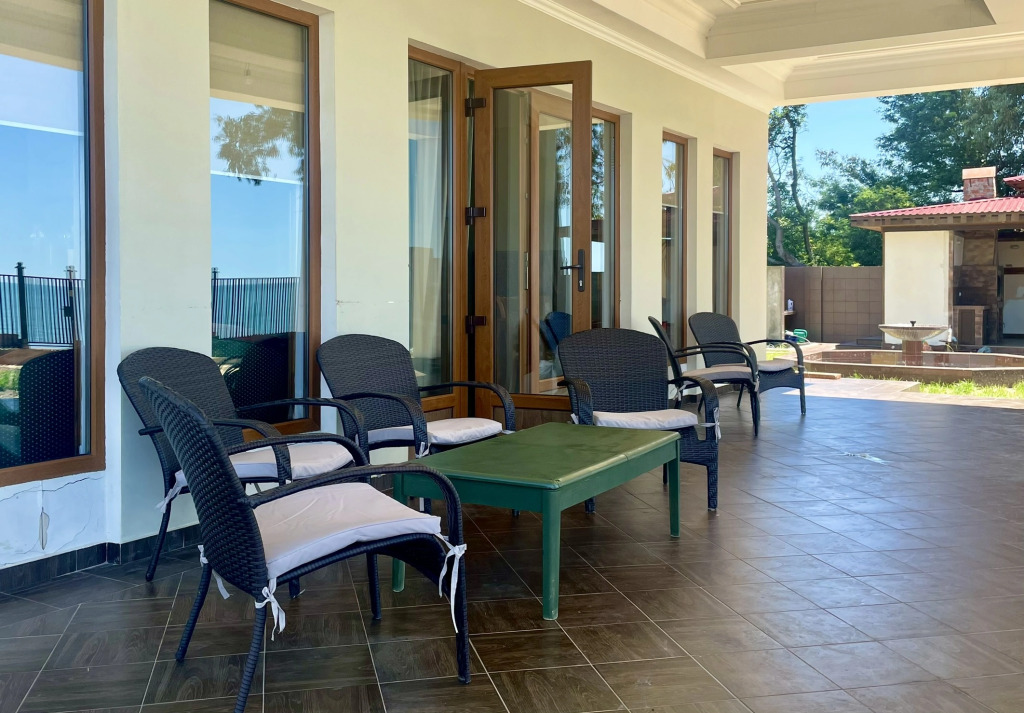 Mayna Villa