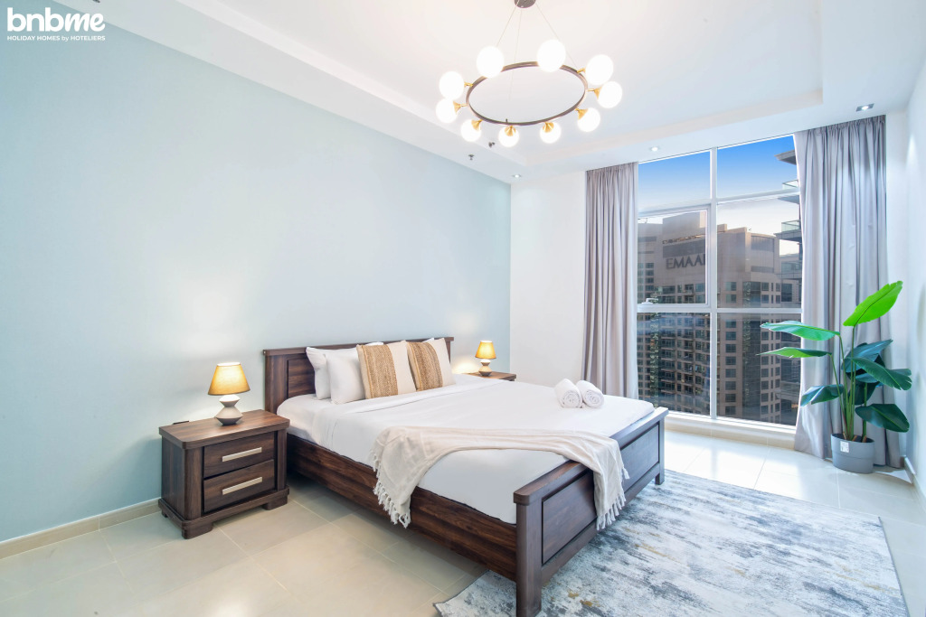Апартаменты Luxury Penthouse with Marina and Sea Views|bnbme-2301