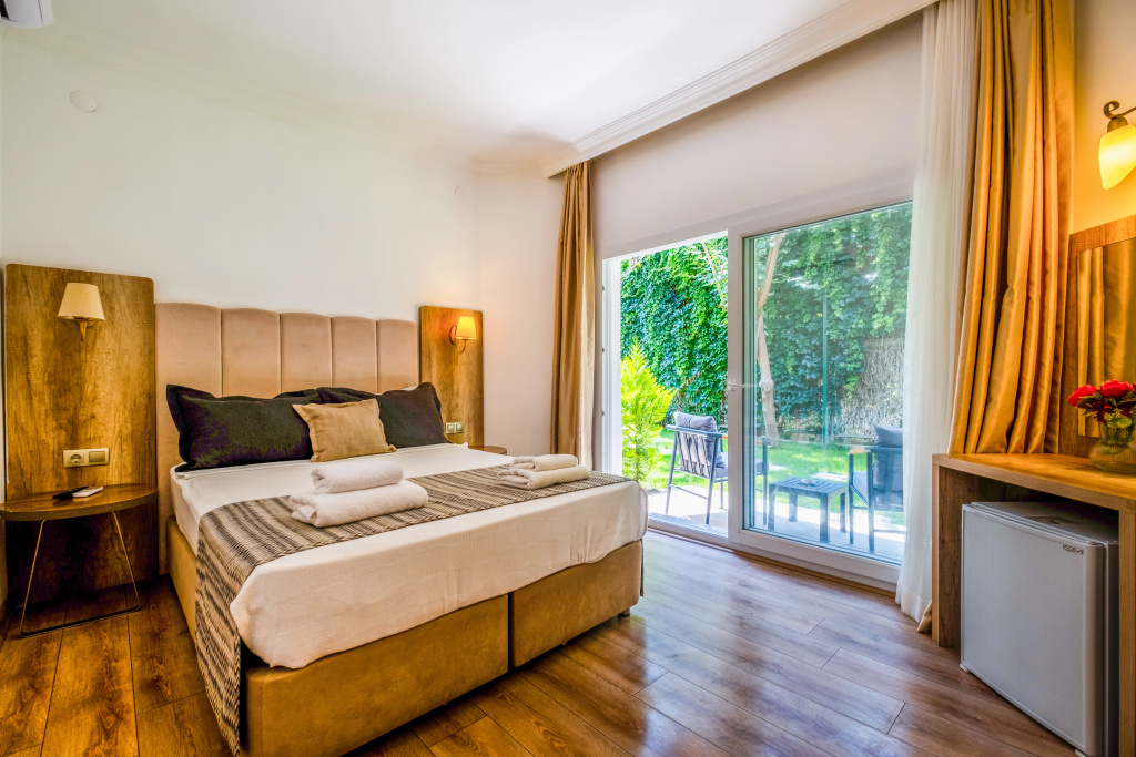 Отель Costa Bodrum City
