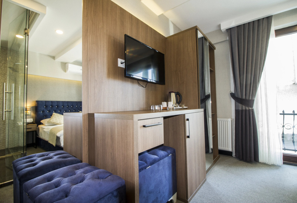 Ozgerey Suit Hotel