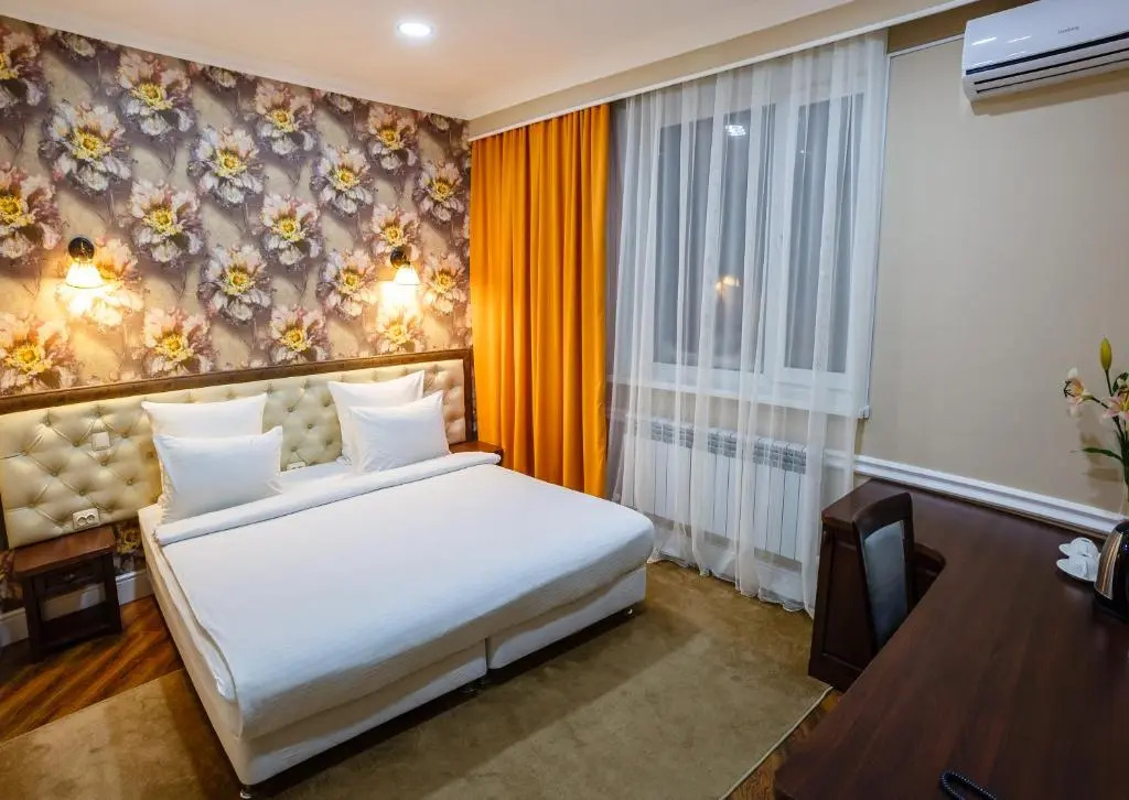Brown Hotel