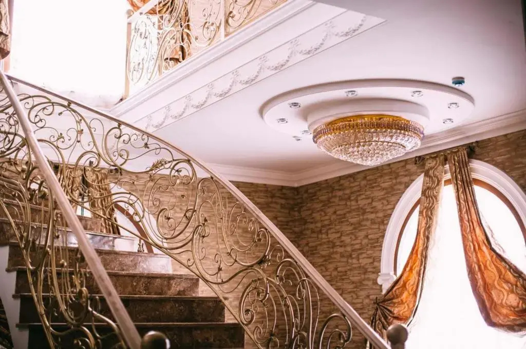 Отель Caesar Royal Palace