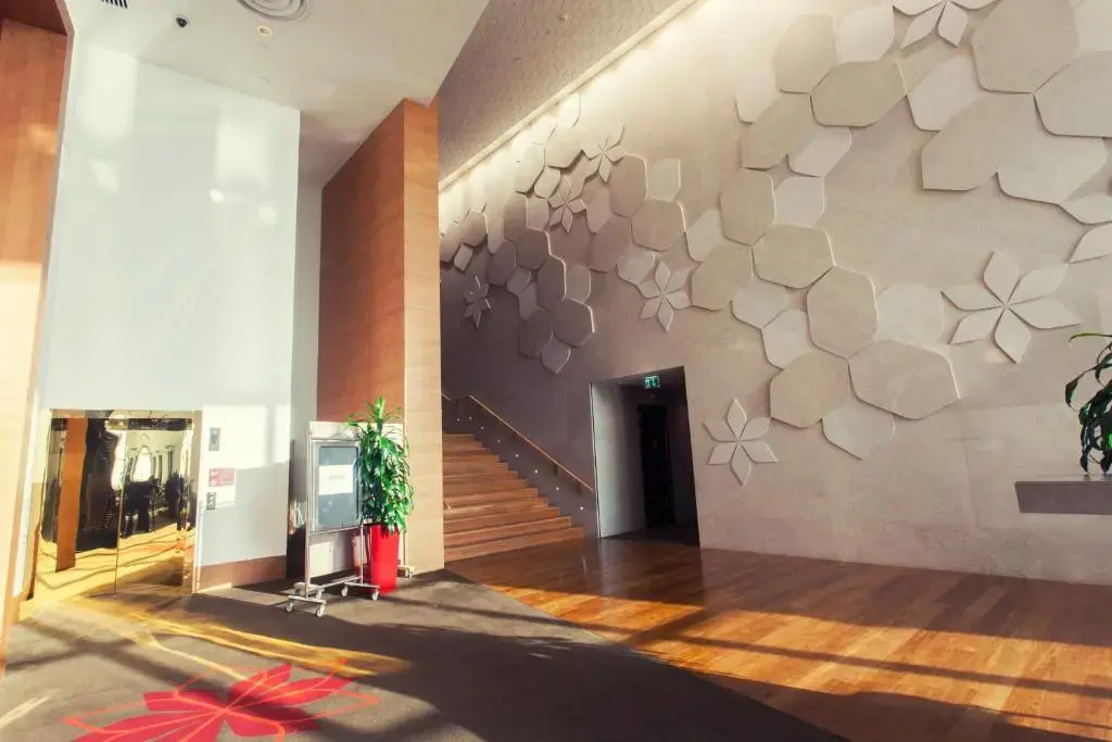 Отель Crowne Plaza Abu Dhabi Yas Island by IHG