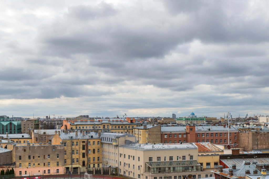 Апартаменты Apartico в доме бизнес класса в центре города